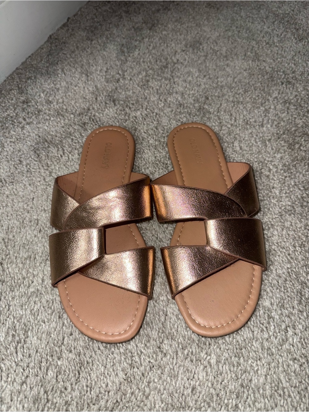 Old Navy Metallic Rose Bronze Slide Sandals